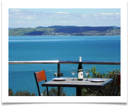 Waiheke Island Accommodation Crosstrees